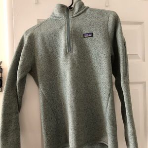 Green Patagonia quarter zip